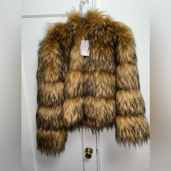 Faux Fur Coat With Hood - Picture 5 of 11